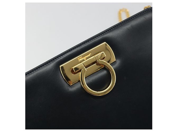 Borsa a tracolla Salvatore Ferragamo Gancini Chain in pelle Navy Gold Auth ka5564 - vista 10