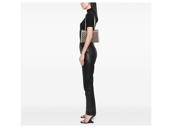 mala Gucci Small GG Supreme Padlock Bege - vista 6