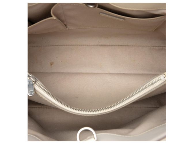 Borsa Louis Vuitton Epi Passy GM Bianca Bianco - vista 4