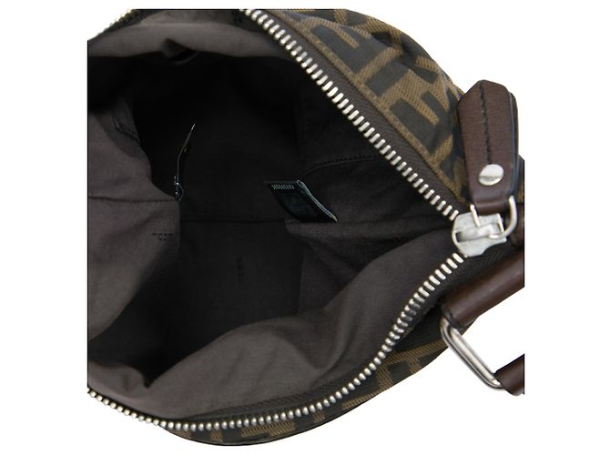 Borsa a tracolla Fendi Zucca Canvas marrone - vista 4