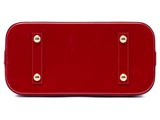 Borsa a mano Louis Vuitton Monogram Vernis Alma PM rossa Rosso - vista 3