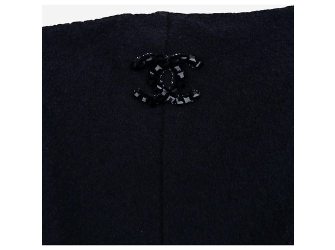 Macacão Two-Tone Chanel SS22 com costas nuas e logo CC Preto - vista 4