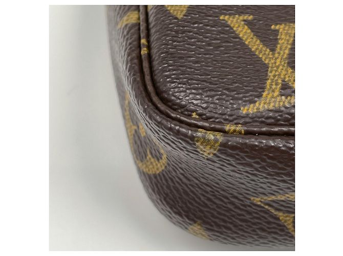 Louis Vuitton Monogram Pochette Accessoires Marrone - vista 3