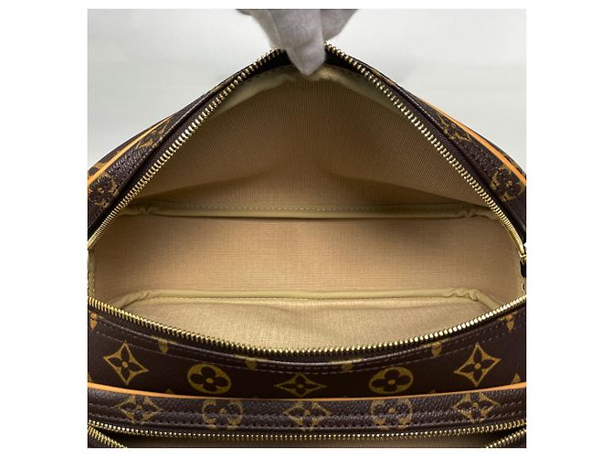 Borsa a tracolla Louis Vuitton Reporter PM Marrone - vista 9