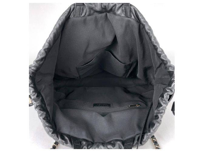 Saco Tote Chanel em couro matelassé preto - vista 8