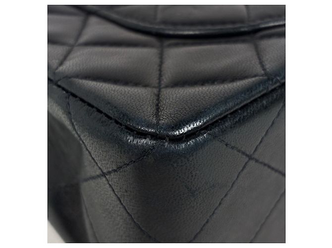 Sac à épaule Chanel Matelassé Noir - vue 3