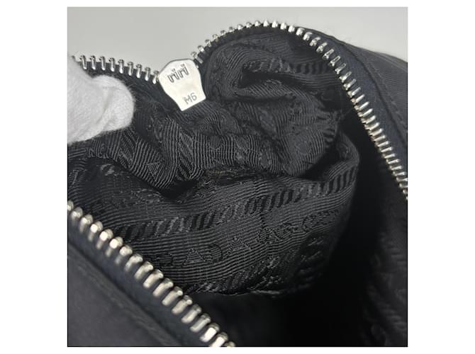 Borsa a mano Prada in nylon e pelle nera Nero - vista 5
