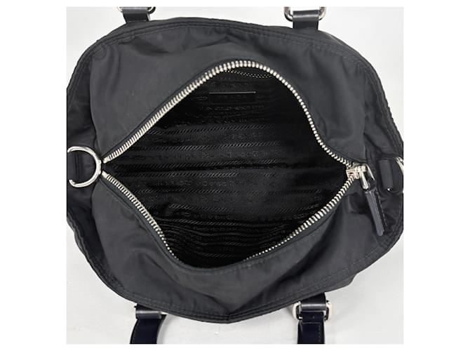 Borsa a mano Prada in nylon e pelle nera Nero - vista 6