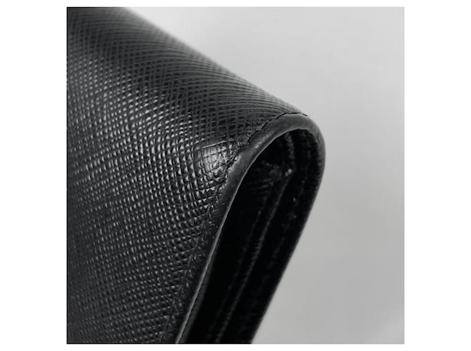 Prada Saffiano Triangle Bi-fold Geldbörse Schwarz - Ansicht 3