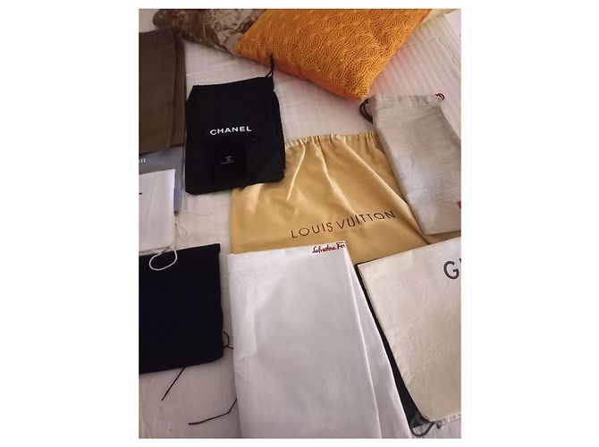 Autre Marque Set 25 Dustbag di Lusso per Borse Marrone Nero Bianco Multicolore Beige D'oro Grigio Crudo - vista 2