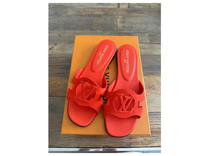 Sandali bassi Louis Vuitton LV Logo arancione - vista 2