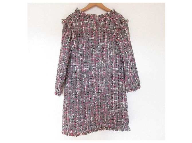 Autre Marque Chesty Tweed-Kleid mit V-Ausschnitt und Fransen Braun - Ansicht 2