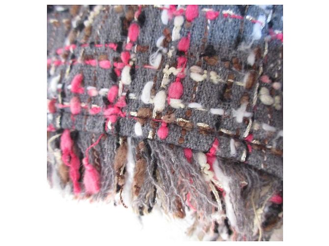 Autre Marque Chesty Tweed-Kleid mit V-Ausschnitt und Fransen Braun - Ansicht 5