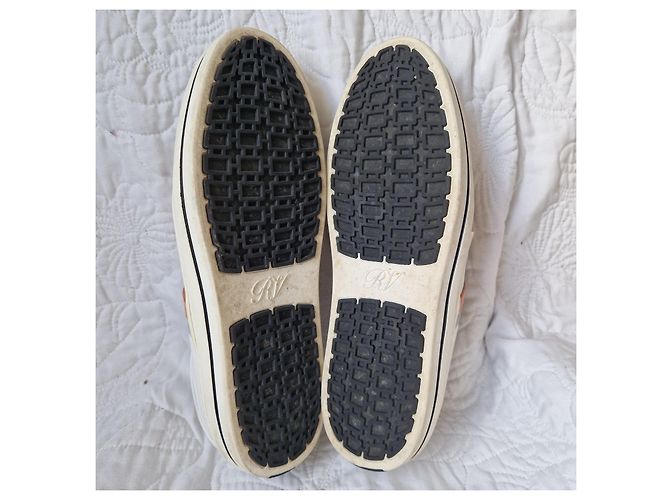 Roger Vivier Sneakers Slip-On in Pelle Bianca Appliqué Multicolore Nero Rosa Bianco Arancione Grigio - vista 6