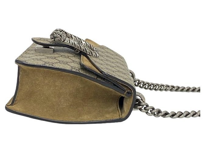 Bolsa de Ombro Dionysus GG Supreme em Couro Camurça com Corrente GUCCI Marrom - vista 6