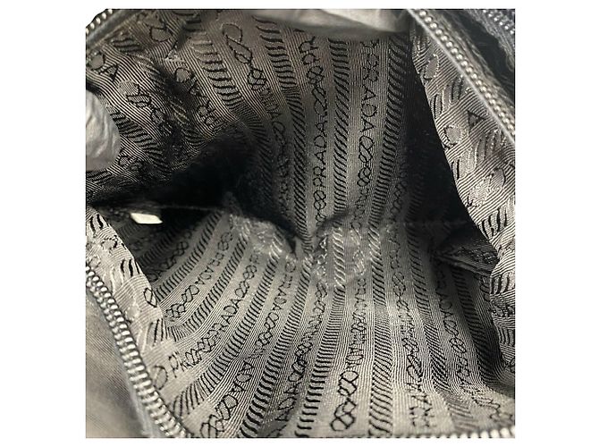 Bolsa de ombro Prada em nylon Tessuto e couro com placa de logo triângulo Preto - vista 10