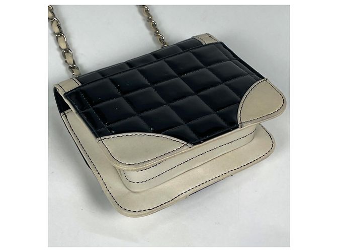 Chanel Chocolate Bar Schultertasche Schwarz Roh - Ansicht 2