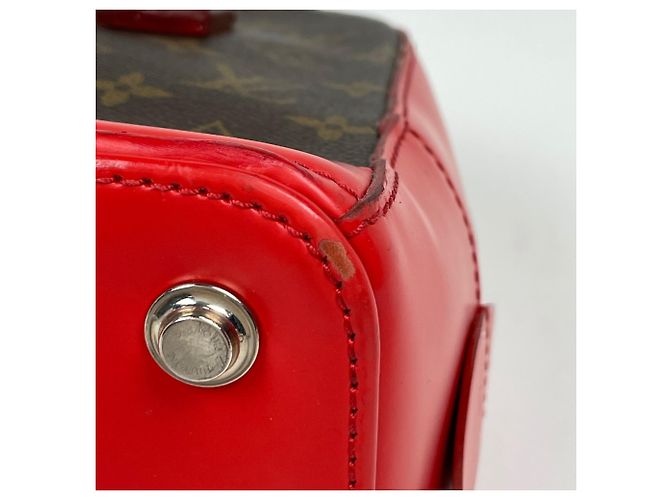 Borsa Louis Vuitton Dora PM Marrone Rosso - vista 3