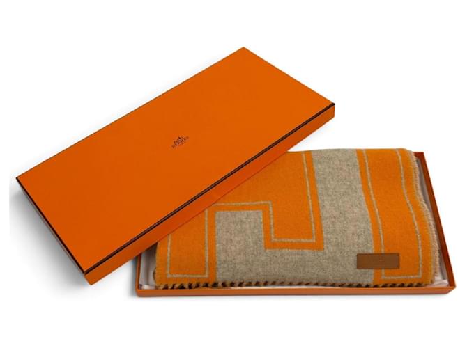 Hermès Sciarpa Stole in Cashmere Hermes Beige Arancione - vista 2