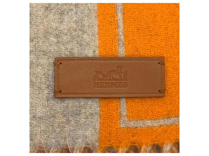 Hermès Sciarpa Stole in Cashmere Hermes Beige Arancione - vista 7