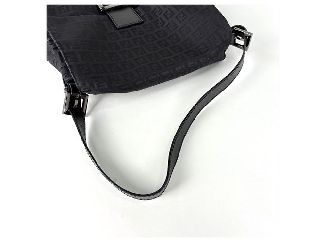 Fendi Schultertasche mit Zucchino-Muster Schwarz - Ansicht 7