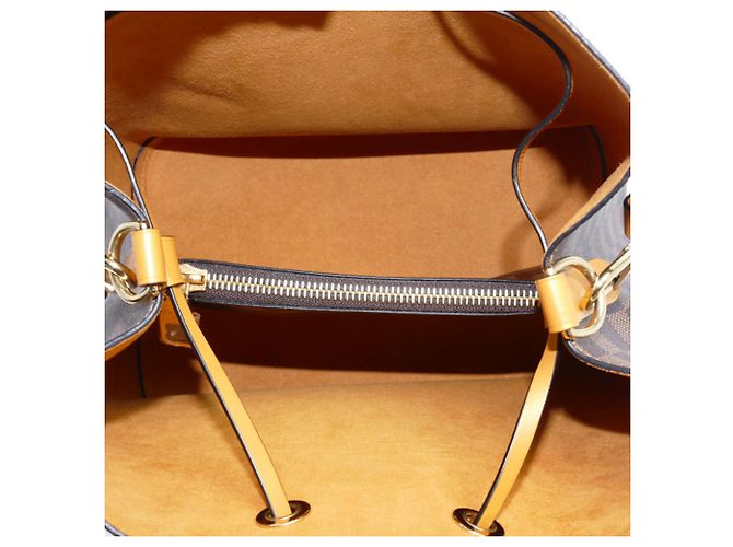 Néonoé Borsa a tracolla Louis Vuitton NeoNoe D'oro Damier ebene - vista 4