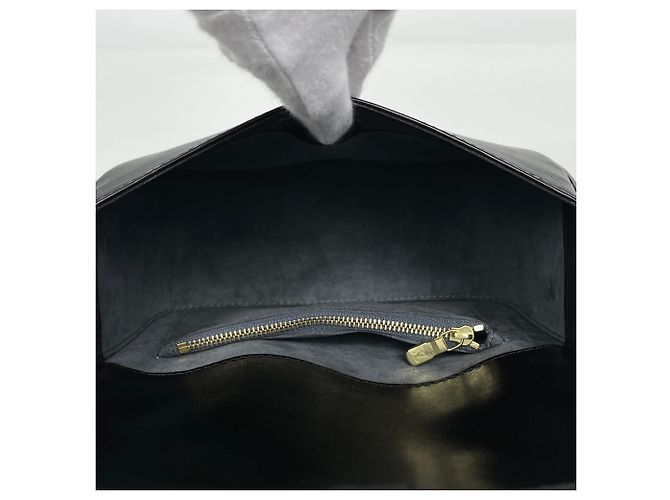 Bolso de hombro Louis Vuitton Bussy Negro - vista 6