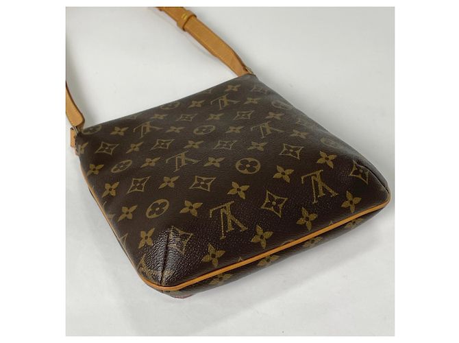 Borsa a tracolla Louis Vuitton Musette Salsa Marrone - vista 2