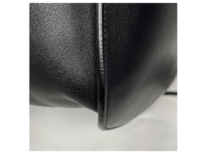 Borsa a tracolla in pelle con frange Loewe Black Anagram Nero - vista 4