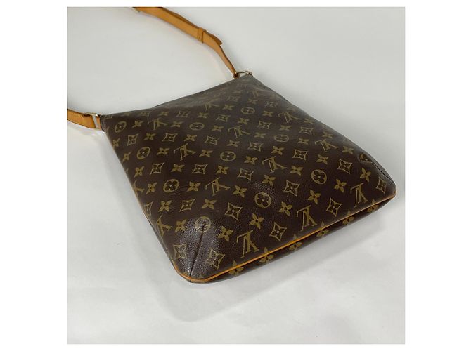 Louis Vuitton Musette Shoulder Bag Brown - view 2