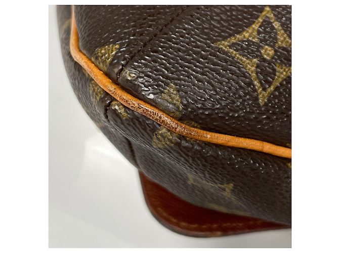 Louis Vuitton Musette Shoulder Bag Brown - view 3