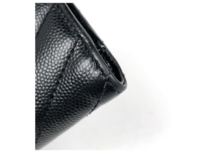 Yves Saint Laurent Bi-Fold Ledergeldbörse in Schwarz - Ansicht 3
