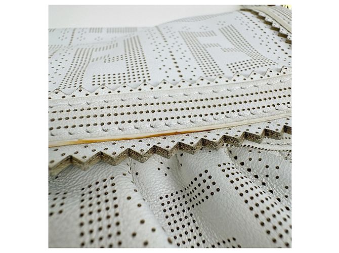 Bolsa de Ombro Fendi Zucca Branco - vista 5