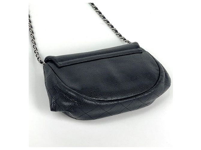 Borsa a tracolla Chanel in vitello grana nera Nero - vista 2