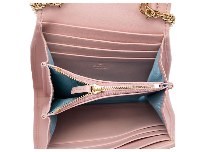 Gucci Blondie Wallet on Chain aus Kalbsleder in Rosa, Medium - Ansicht 4