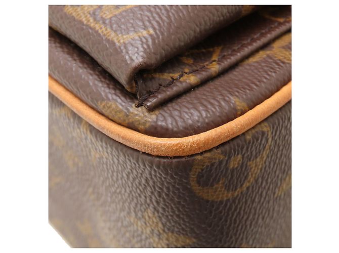 Louis Vuitton Brown Monogram Viva Cite MM Marrone - vista 13