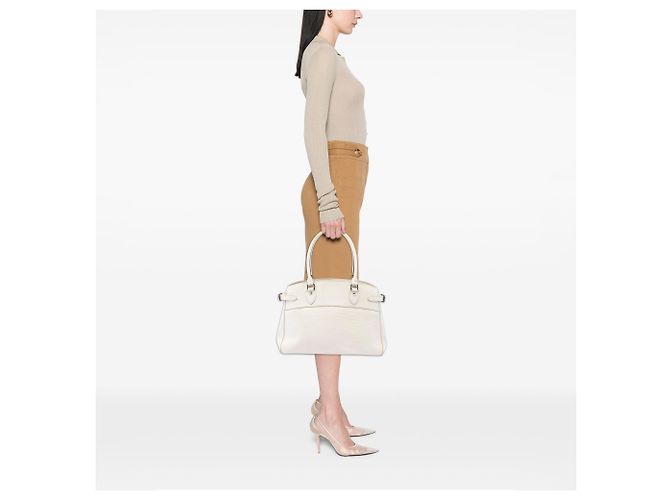Louis Vuitton White Epi Passy GM Weiß - Ansicht 6
