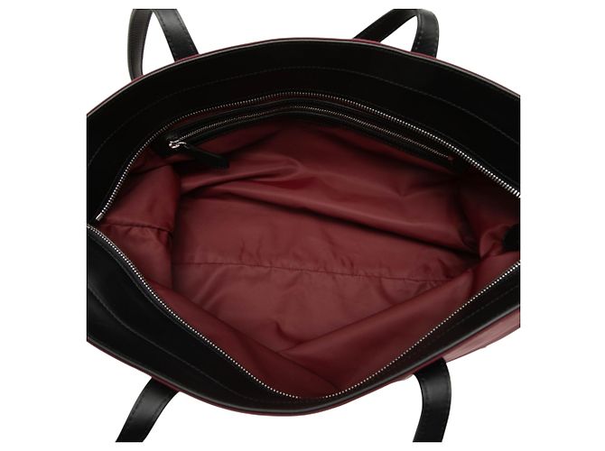 Burberry Ardwell Tote aus Econyl-Nylon in Rot Medium mit Logo - Ansicht 4
