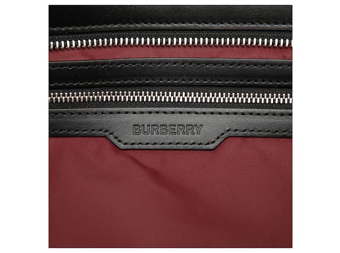 Burberry Ardwell Tote aus Econyl-Nylon in Rot Medium mit Logo - Ansicht 5