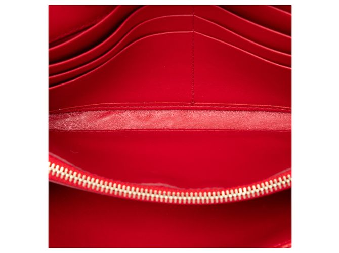 Cartera con cadena Miu Miu de charol rojo con relieve de cocodrilo Roja - vista 4