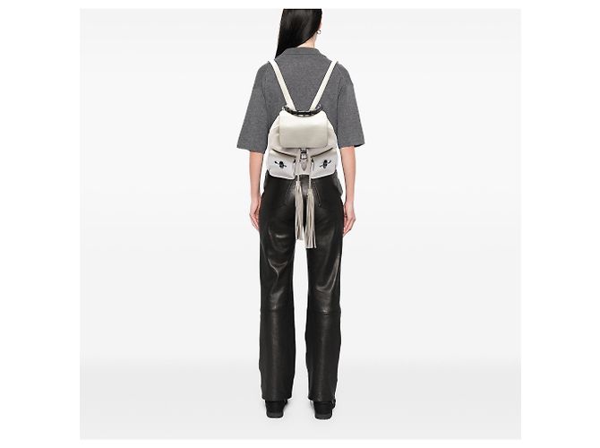 Bamboo Mochila Gucci em couro de bezerro granulado branco com tassel de bambu Cru - vista 6