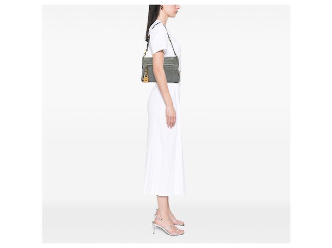 Borsa a tracolla Miu Miu in Nappa grigia con charm Marrone - vista 5
