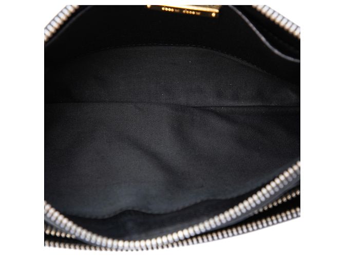 Miu Miu Madras Crossbody-Tasche aus schwarzem Ziegenleder mit Doppelreißverschluss - Ansicht 4