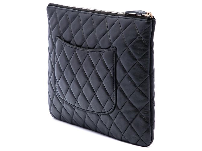 Clutch Chanel Reissue 2.55 in pelle d'agnello matelassé nera e vitello metallizzato effetto coccodrillo - vista 2