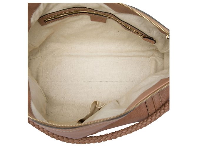 Borsa a spalla Gucci Bella in pelle di vitello martellata marrone Medium Carne - vista 4