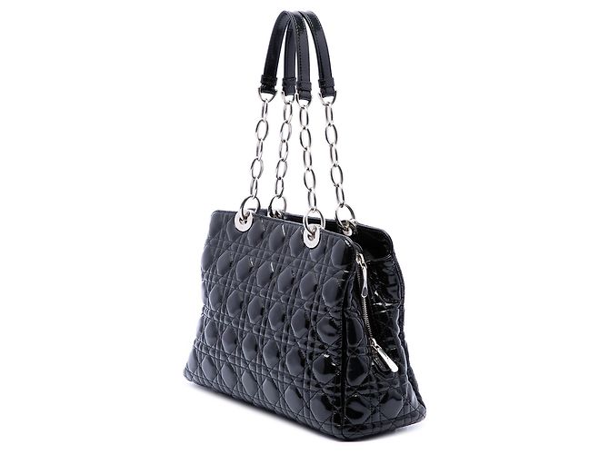 Dior Lady Dior Soft Shopping Tote Medium aus schwarzem Lackleder Cannage - Ansicht 2