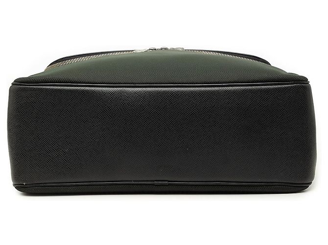 Louis Vuitton Green Bicolor Taiga and Canvas Taimyr Verde Verde scuro - vista 3