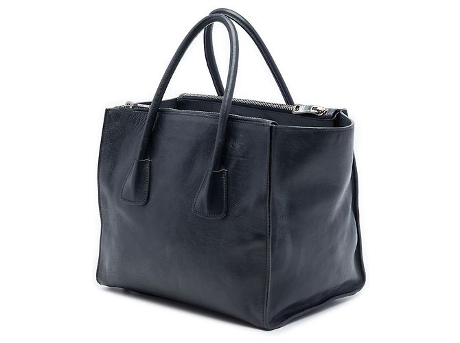 Double Borsa Prada in vitello spazzolato nero con doppio manico e doppia tasca - vista 2