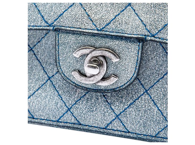 Chanel Blue Medium Classic Crackled Calfskin Wild Stitch Double Flap Blu chiaro - vista 5
