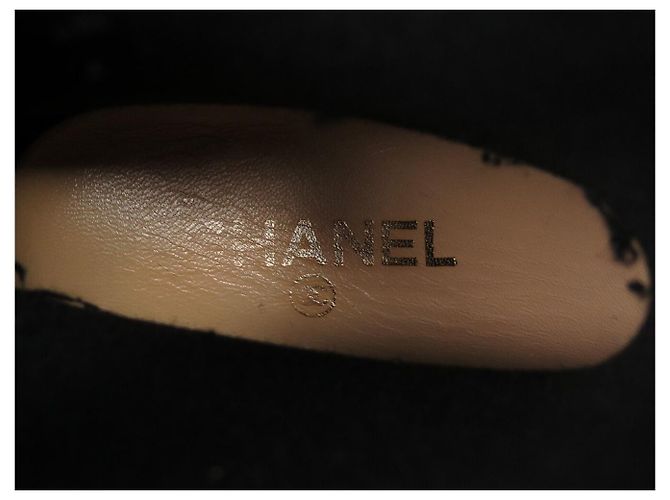 CHANEL SCHUHE CAMELIA REGENSTIVEL 37 SCHWARZER GUMMI BOOTS SHOES - Ansicht 10